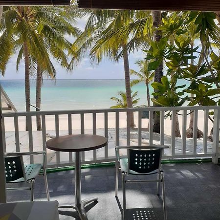 Bluewaves Beach House Balabag  Buitenkant foto