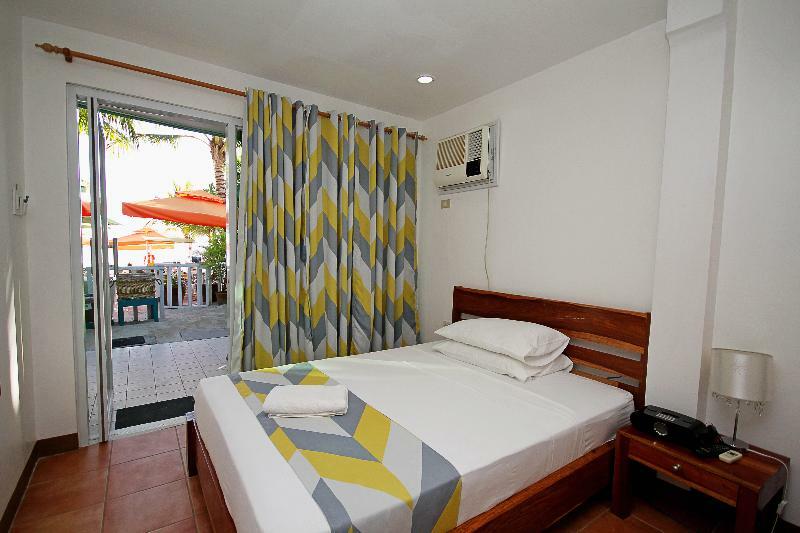 Bluewaves Beach House Balabag  Buitenkant foto