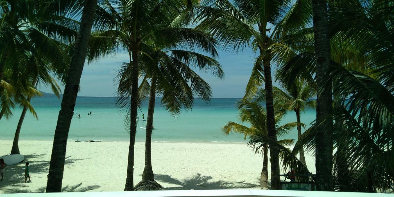 Bluewaves Beach House Balabag  Buitenkant foto